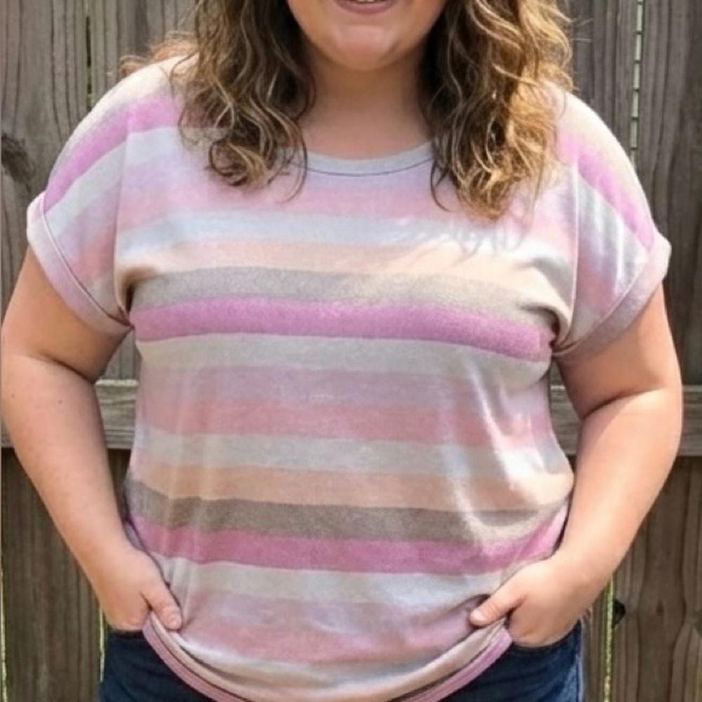 Scarlett Pink and Gray Striped Short Sleeve Top woman’s size XL.